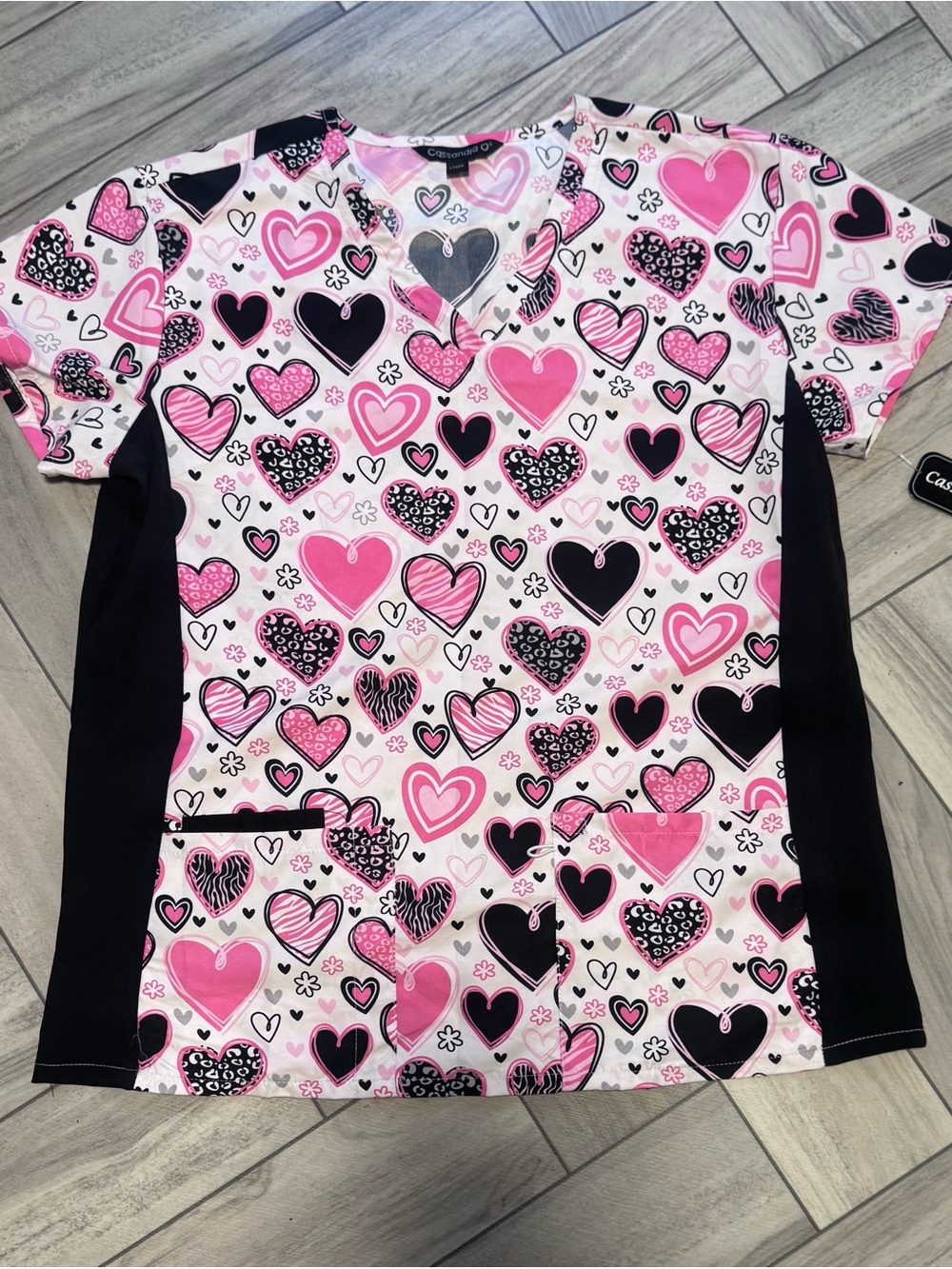 Scrub Top NWT